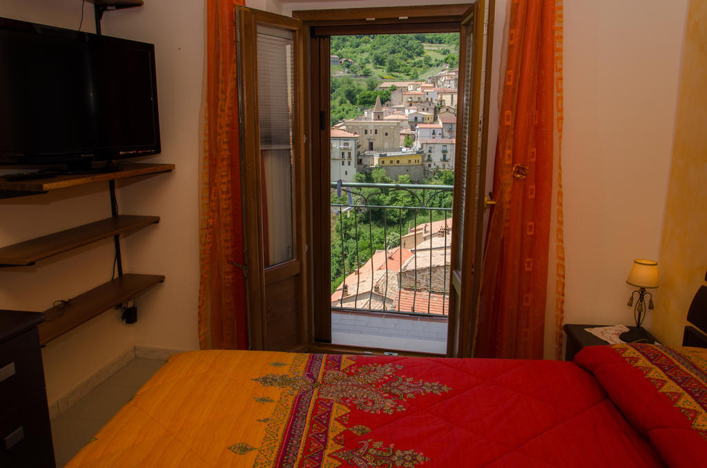 B&B La Perla Nelle Dolomiti Castelmezzano Cameră foto